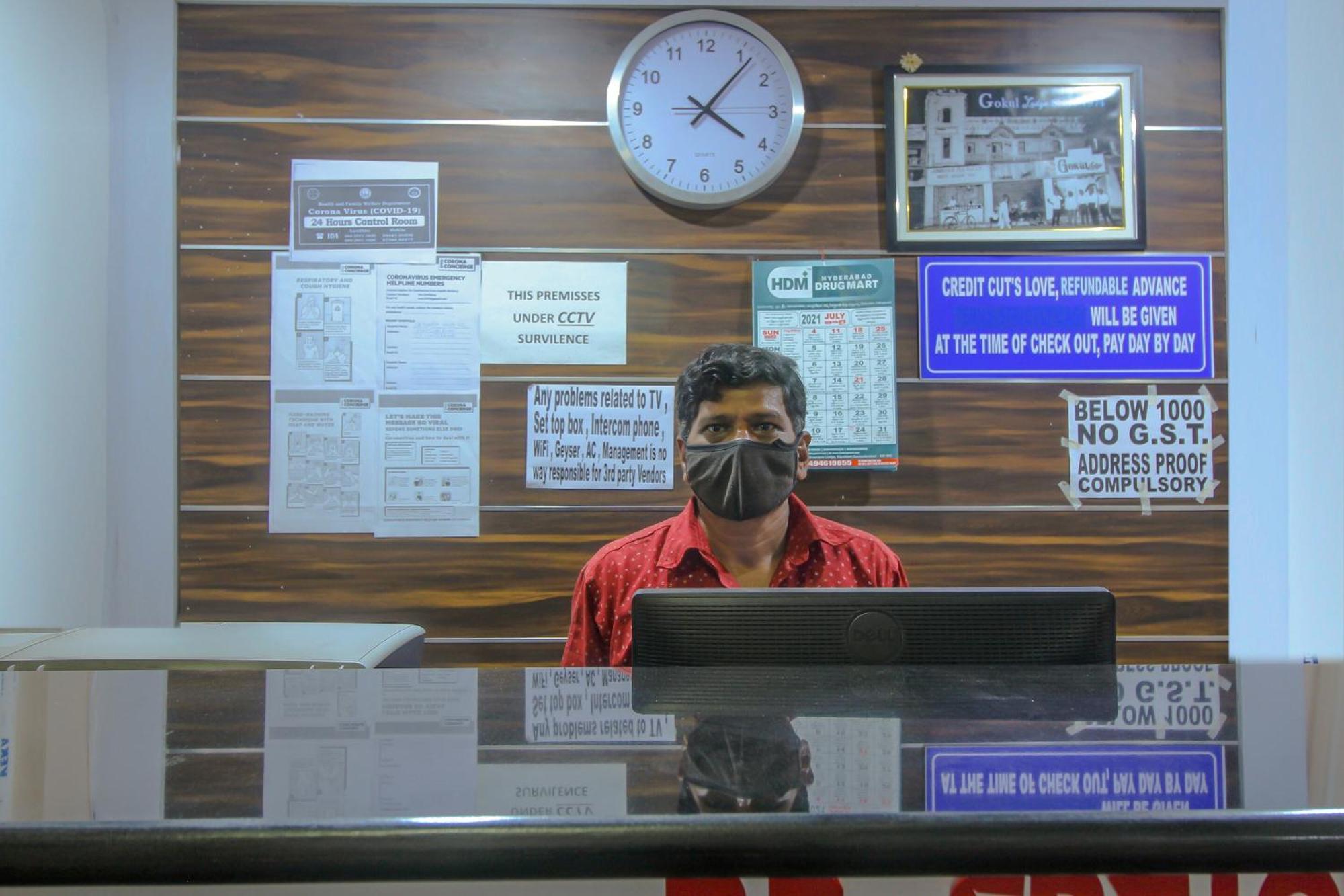 Spot On 81775 Mohit Gokul Lodge New Luxury Room'S Near Secunderabad Railway Station Lālāguda Exterior foto