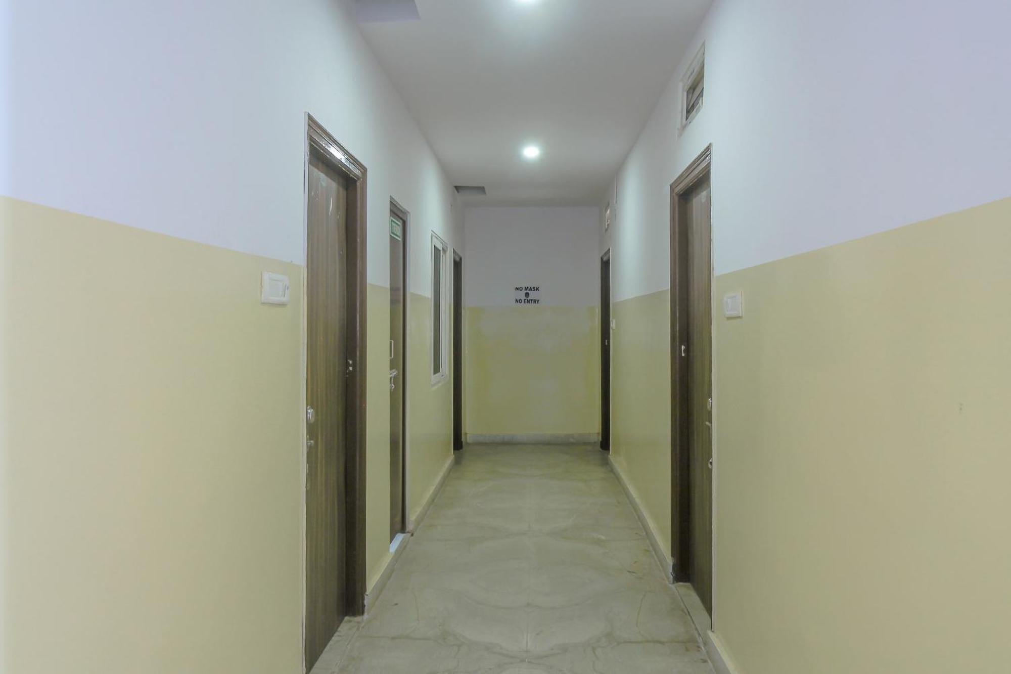 Spot On 81775 Mohit Gokul Lodge New Luxury Room'S Near Secunderabad Railway Station Lālāguda Exterior foto